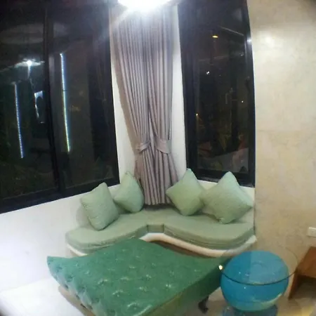 โรงแรม Dolphinplace Pattaya