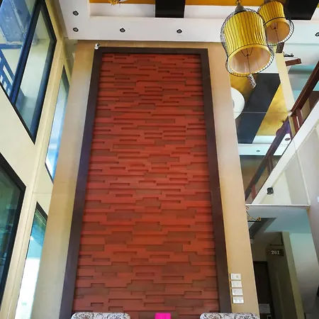 โรงแรม Dolphinplace Pattaya