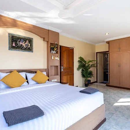 โรงแรม La Casa South 3*