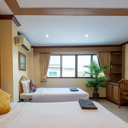 La Casa South 3*