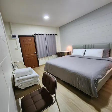78'shometel 102 Superking Size Bed Pattaya