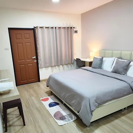 78's Hometel 103 โฮมสเตย์ *