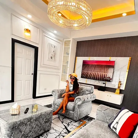 Luxury Near Center วิลล่า *