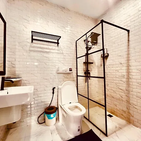 วิลล่า Luxury Near Center