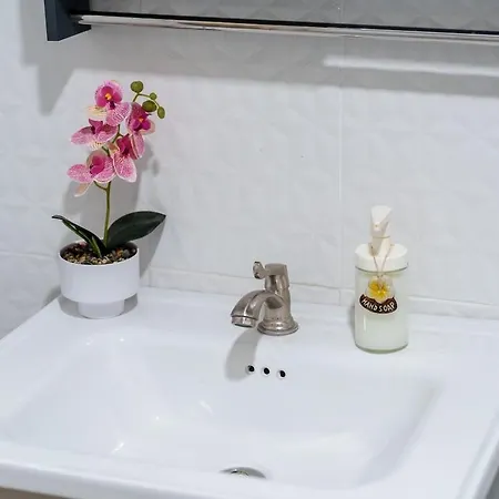วันหยุดที่บ้าน Full House 2br Near Bus Station North Pattaya