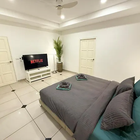 วิลล่า Newly Renovated - 2 Bedroom - Private Pool Villa, Centre Pattaya