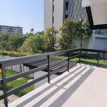 Saga Pool House 5br, 200m From Pattaya
