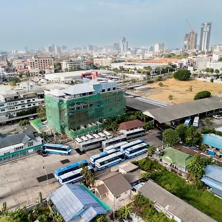 Full House 2br Near Bus Station North วันหยุดที่บ้าน Pattaya