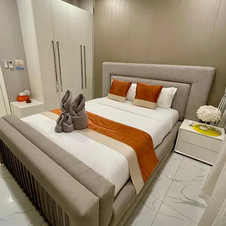 Youth Journey Six-bedroom Pool Villa