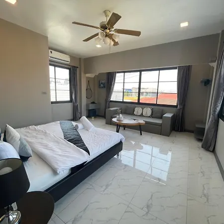 Boomvilla 2