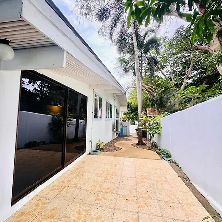 Tiki White House Holiday home Pattaya