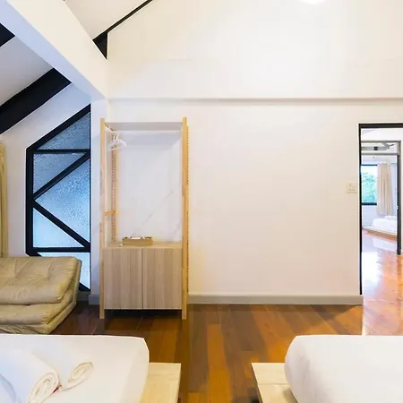Saga Pool House 5br, 200m From *