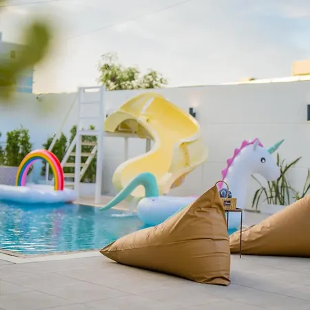 Nine9 Luxury Poolvilla Walking Street 3 Bedrooms * Pattaya