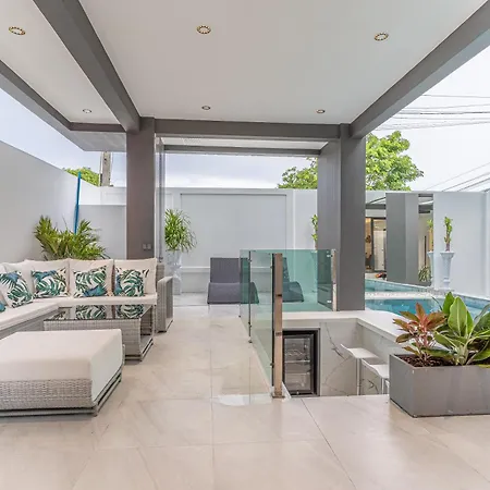 Moonlight Luxury Pool & Yahaha