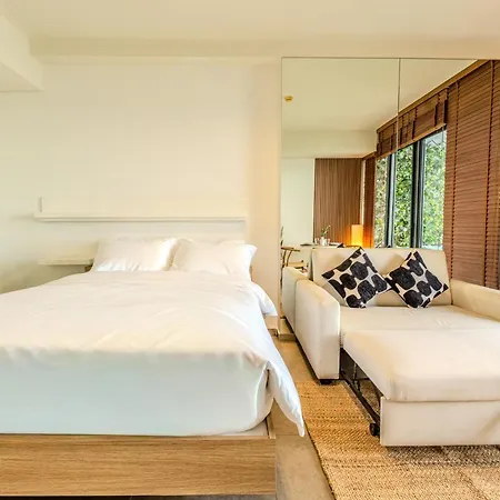Apartment Zire Wongamat By Silqstay V