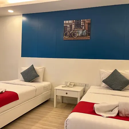 Curve Boutique * Pattaya