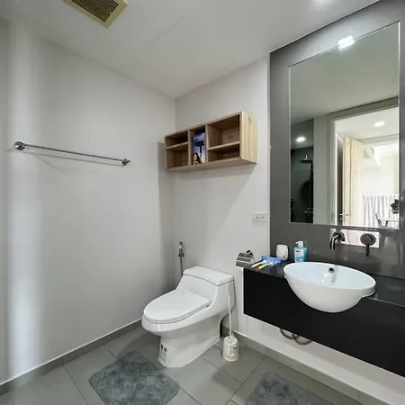 Apartment Zire Wongamat северная