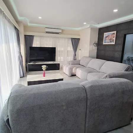 Apartment View Talay 6 By Nun Pattaya