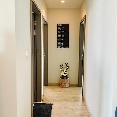 อพาร์ทเม้น The Base Luxury 2 Bed 2 Bathroomby Numam