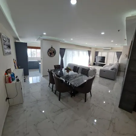 View Talay 6 By Nun Apartment Pattaya