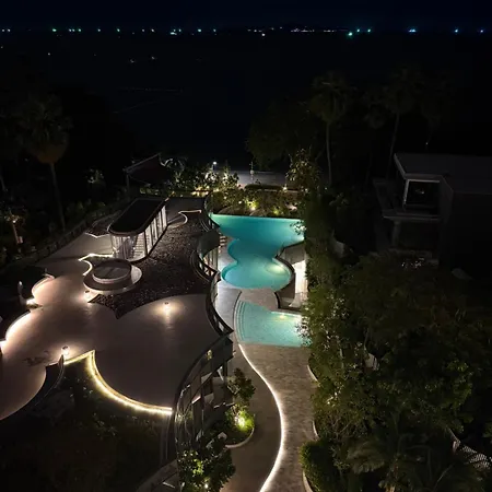 อพาร์ทเม้น Arom Wongamat Pattaya