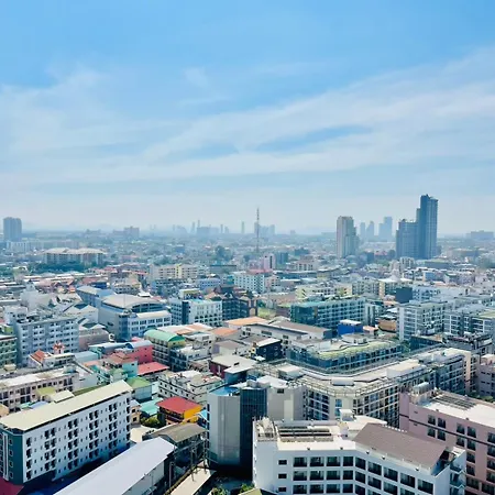 The Base Luxury By Numam อพาร์ทเม้น