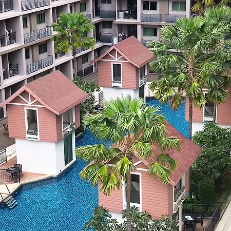 Luxurious With Pool Access อพาร์ทเม้น Pattaya