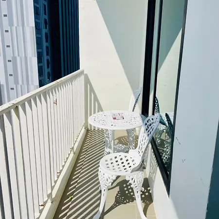 The Base Luxury By Numam Apartment