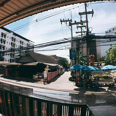 Mn Budget Near Lk Metro อพาร์ทเม้น