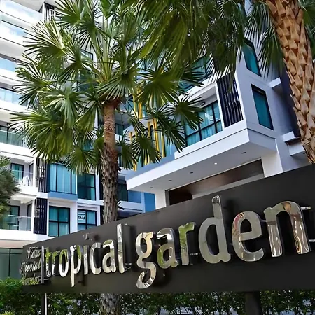 อพาร์ทเม้น Laid Back Tropical Garden *