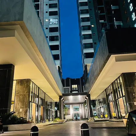 The Base Luxury By Numam Apartment Pattaya