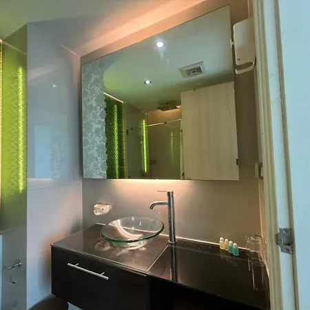 Grand Caribbean 2 Bedroom 80 Sqm อพาร์ทเม้น *
