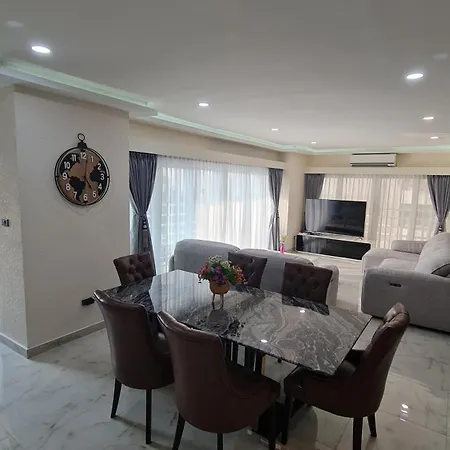 Apartment View Talay 6 By Nun Pattaya