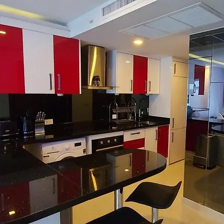 Grand Avenue Pattaya, 2bed 2baths, Pool-view 66sqm อพาร์ทเม้น