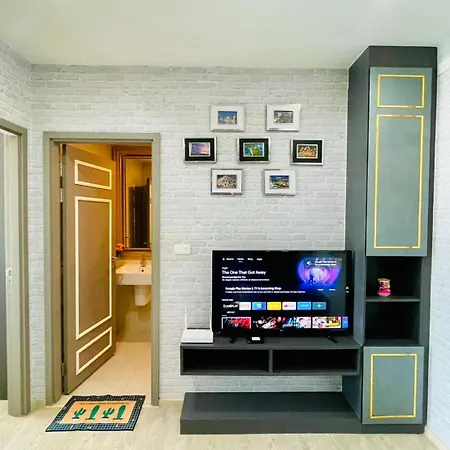 อพาร์ทเม้น The Base Luxury By Numam Pattaya