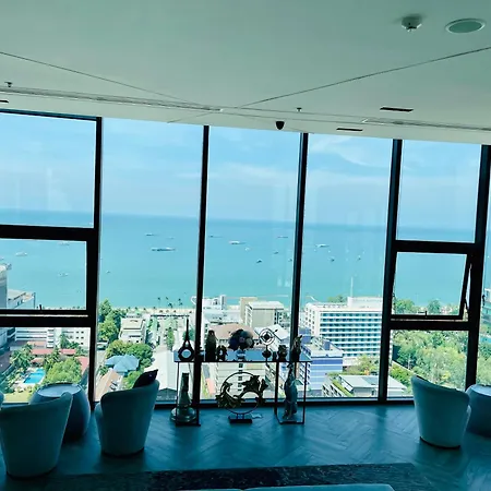 Apartment The Base 991 By Numam Pattaya