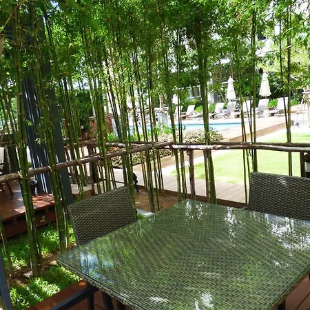 Unixx South By Ladda Apartment