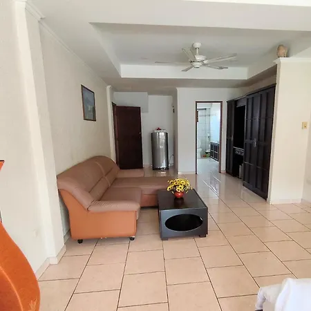 Klein Heidelberg 3* Pattaya