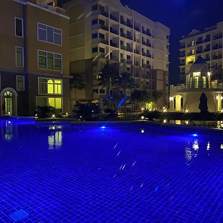 อพาร์ตโฮเทล Arcadia Continental 3*