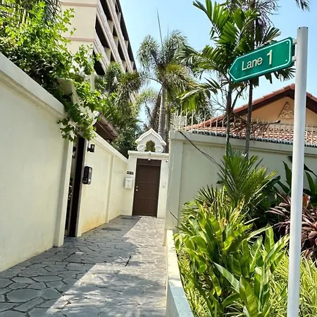 Luxury Semi-2bed Pool Near & Walking Street! อพาร์ทเม้น