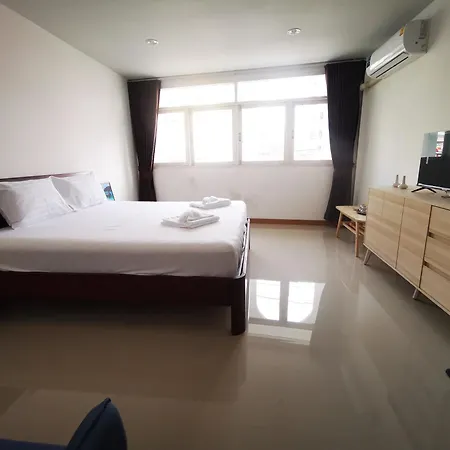 Proud &wifi 2 Aparthotel Pattaya