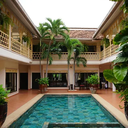 The Elite โรงแรม
