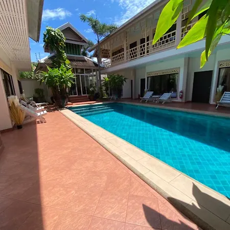 โรงแรม The Elite Pattaya