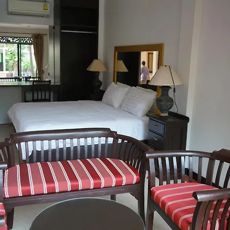 The Elite 4* Pattaya