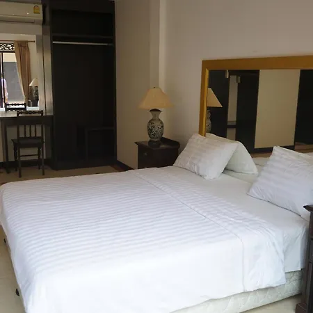 The Elite โรงแรม