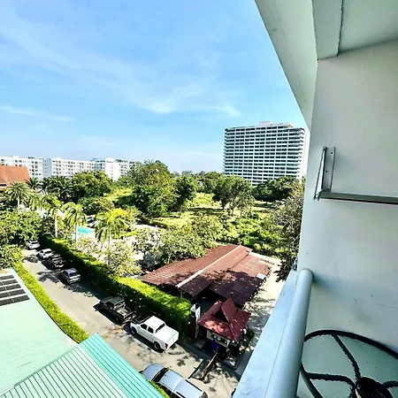 อพาร์ทเม้น Serenity Wongamat Pattaya