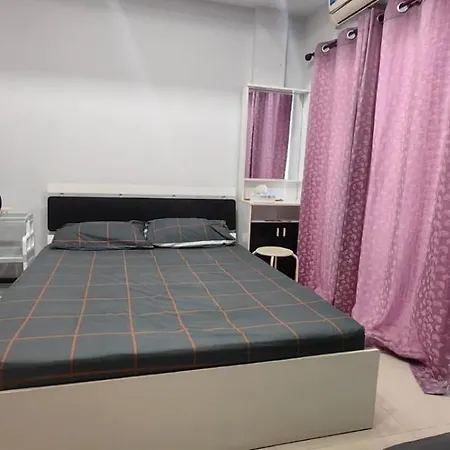 Bed & Breakfast The European House Pattaya