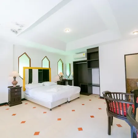 โรงแรม The Elite