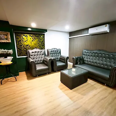 โรงแรม Pineapple Pattaya
