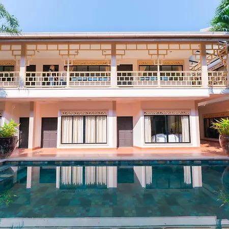 โรงแรม The Elite Pattaya